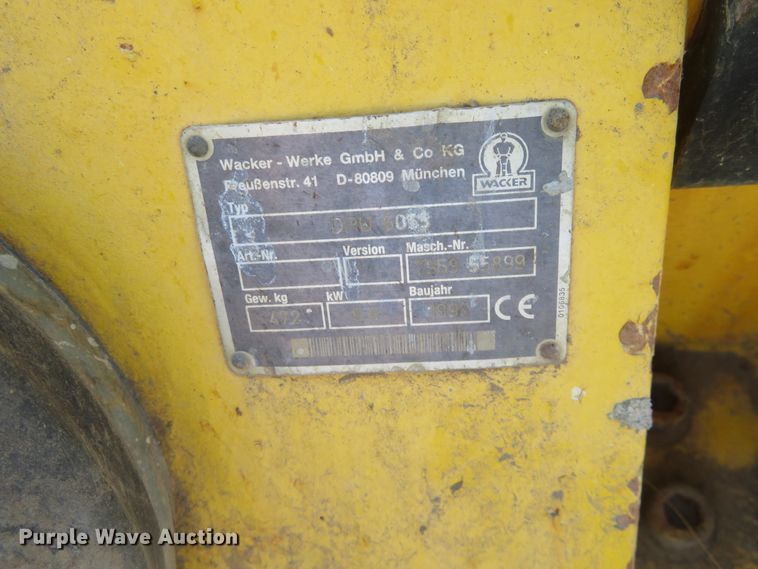 image for item FV9087 Wacker DPU6055 plate compactor