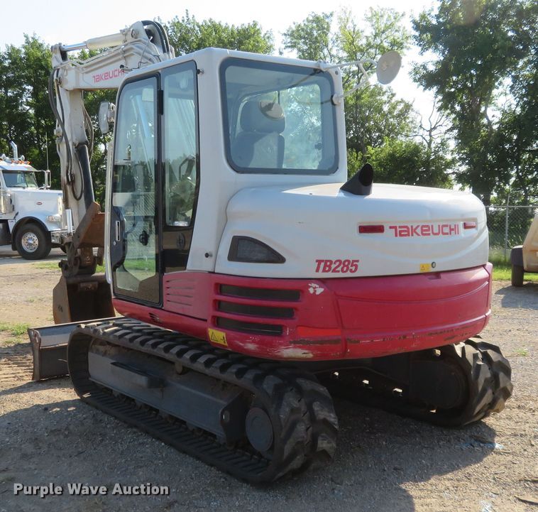 image for item FV9089 2013 Takeuchi TB285 mini excavator