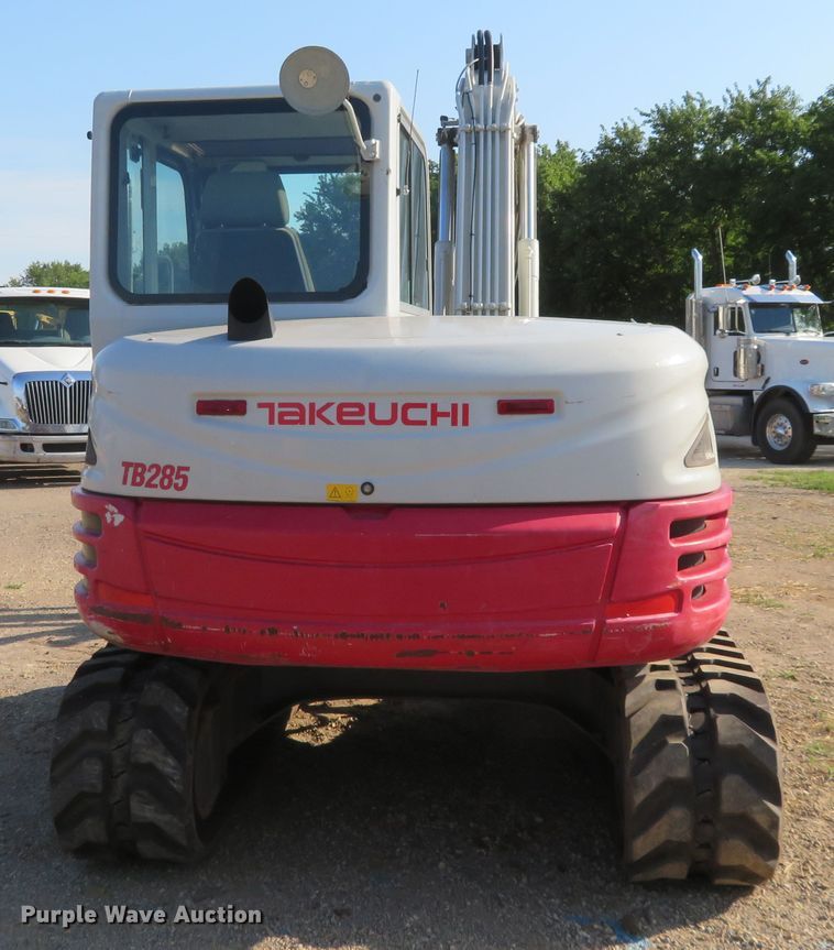 image for item FV9089 2013 Takeuchi TB285 mini excavator