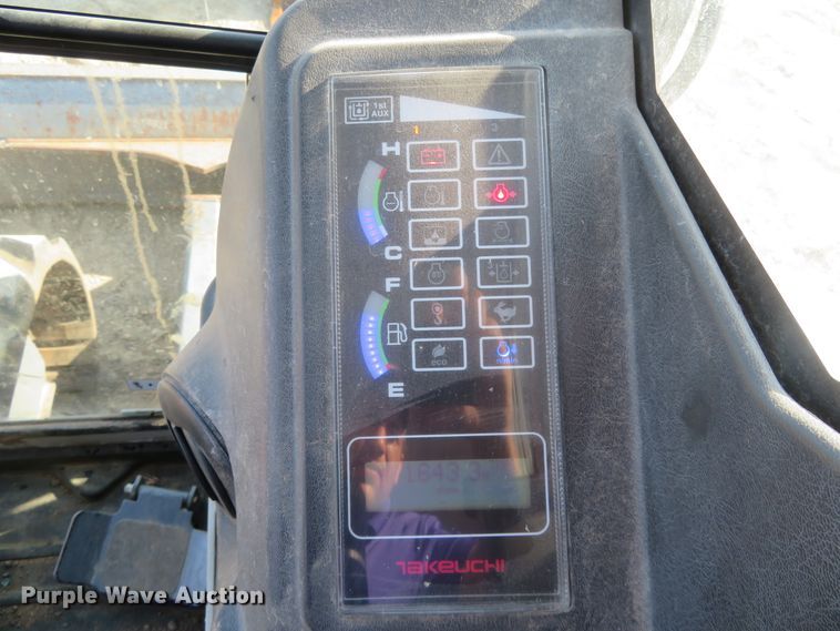 image for item FV9089 2013 Takeuchi TB285 mini excavator