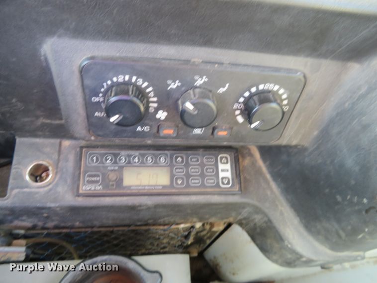 image for item FV9089 2013 Takeuchi TB285 mini excavator