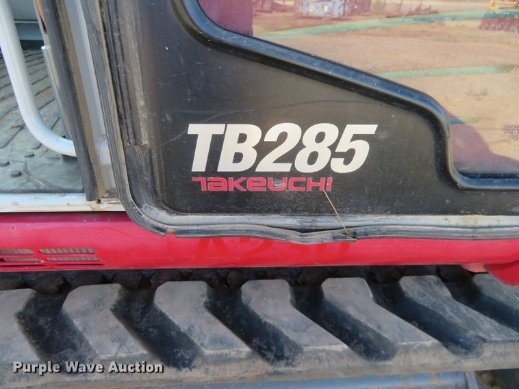 image for item FV9089 2013 Takeuchi TB285 mini excavator