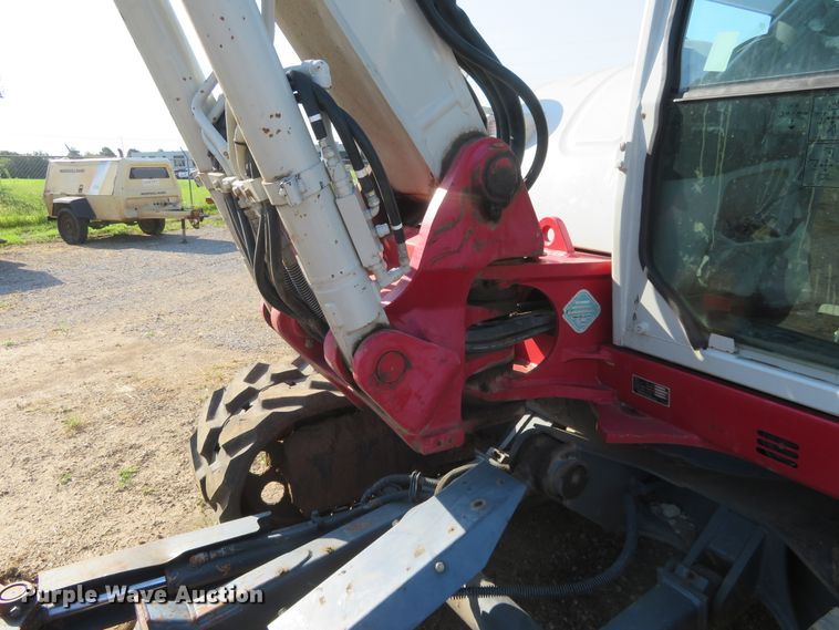 image for item FV9089 2013 Takeuchi TB285 mini excavator