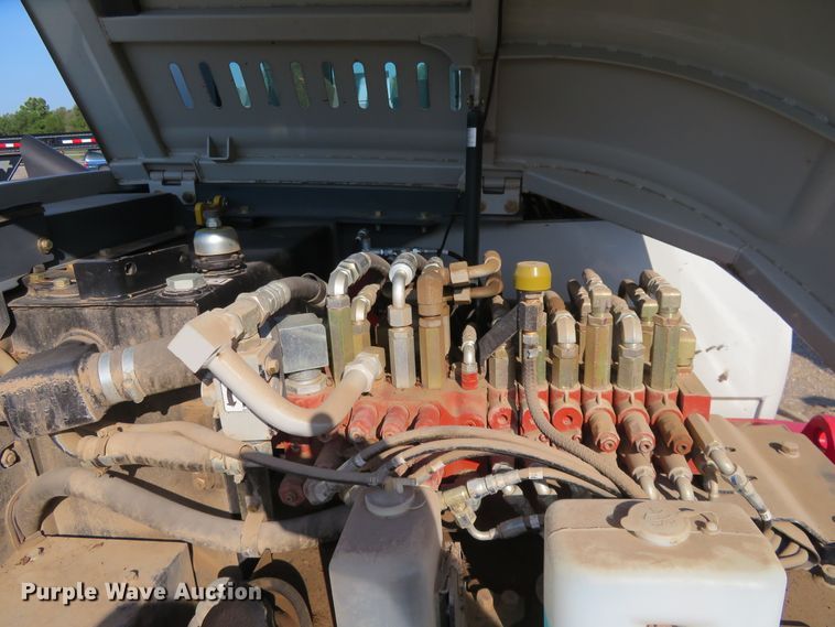 image for item FV9089 2013 Takeuchi TB285 mini excavator