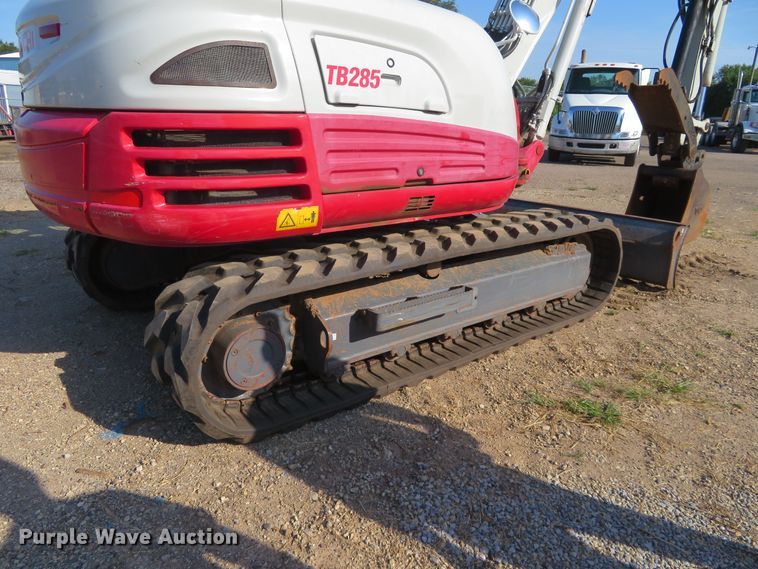 image for item FV9089 2013 Takeuchi TB285 mini excavator