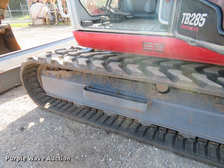 image for item FV9089 2013 Takeuchi TB285 mini excavator