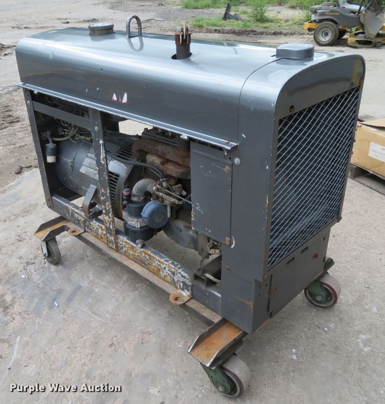 image for item FV9097 Lincoln Electric SA-200-F-163 welder