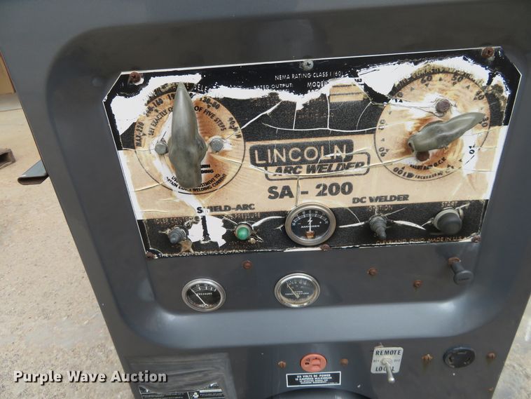 image for item FV9097 Lincoln Electric SA-200-F-163 welder