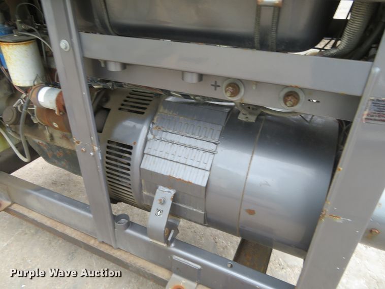 image for item FV9097 Lincoln Electric SA-200-F-163 welder