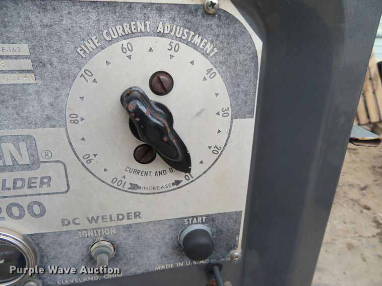 image for item FV9098 Lincoln Electric SA-200-F-163 Pipeliner welder