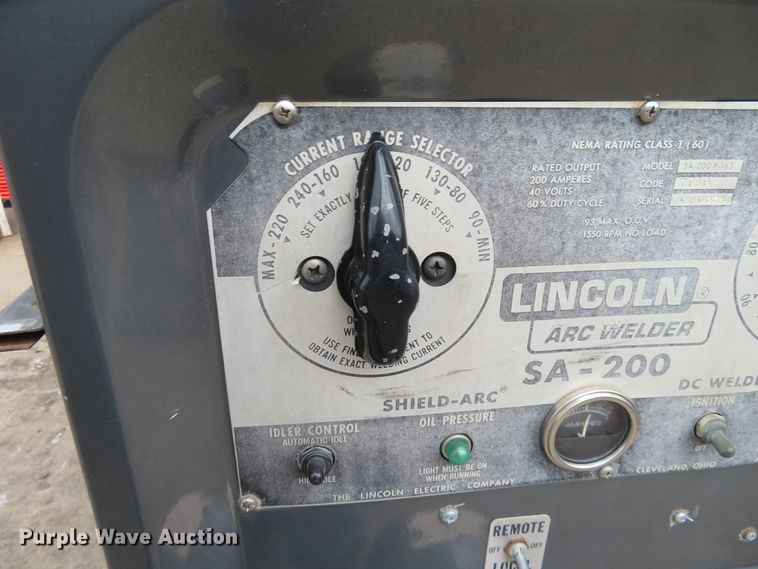 image for item FV9098 Lincoln Electric SA-200-F-163 Pipeliner welder