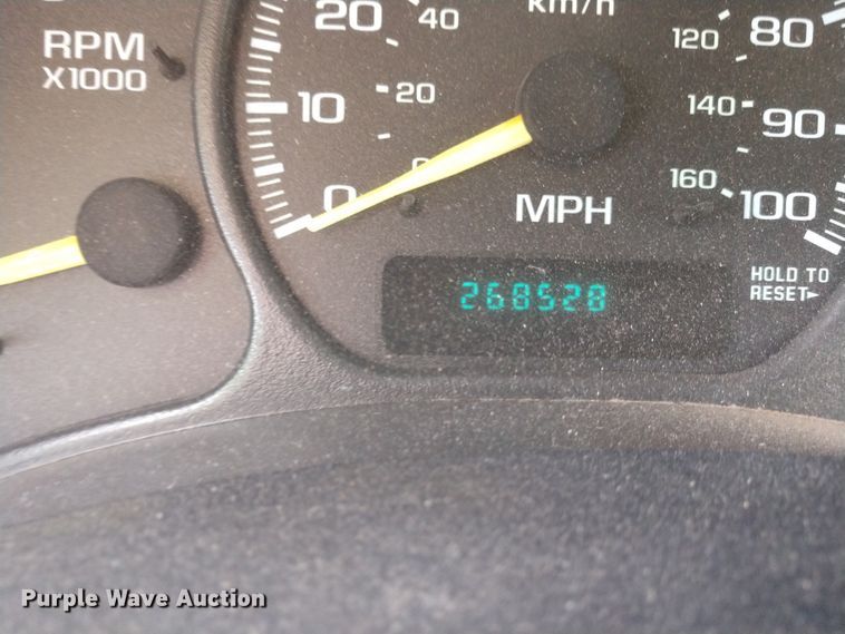 image for item FV9114 2000 GMC Sierra 2500 SLE Ext. Cab pickup truck