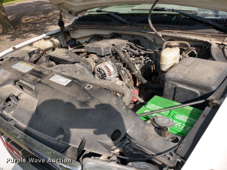 image for item FV9114 2000 GMC Sierra 2500 SLE Ext. Cab pickup truck