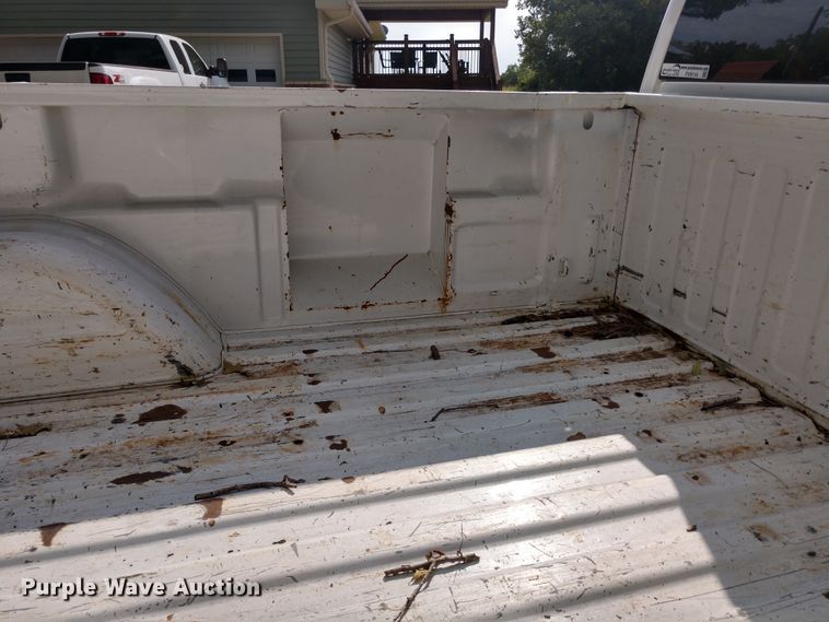 image for item FV9114 2000 GMC Sierra 2500 SLE Ext. Cab pickup truck