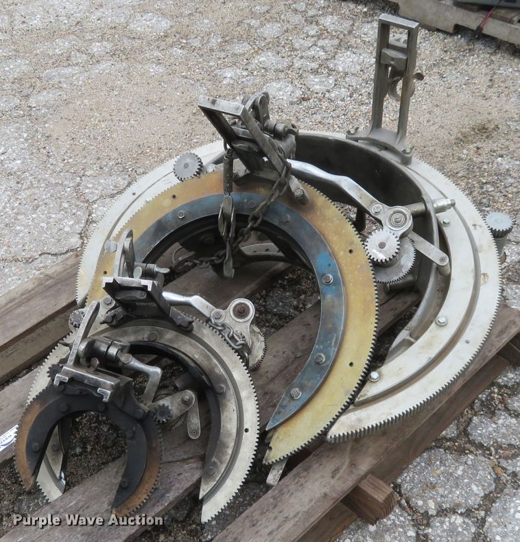 image for item FV9125 (4) beveling machines