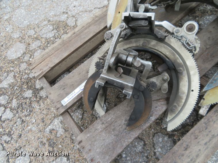 image for item FV9125 (4) beveling machines