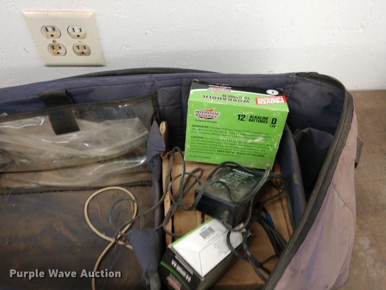 image for item FV9204 Radio detection line locator