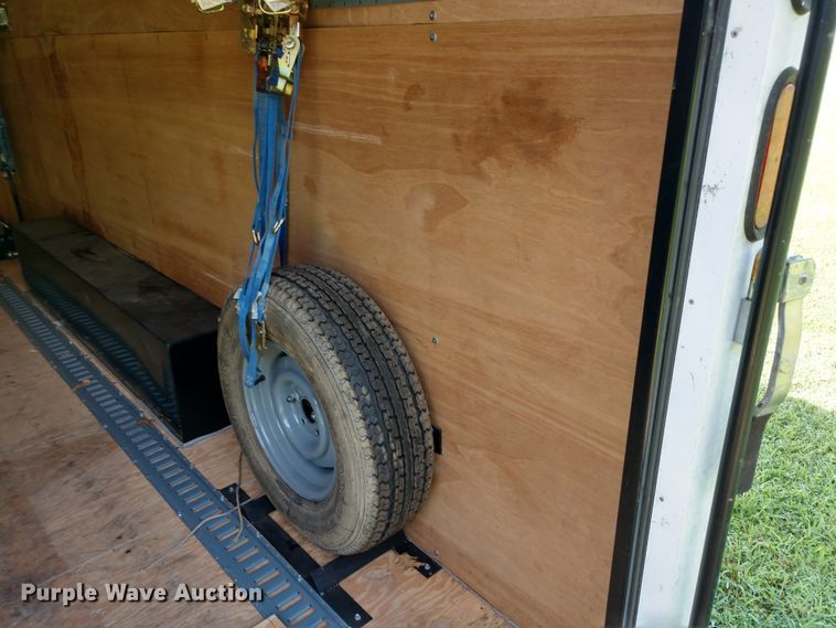 image for item FV9221 2004 shop built enclosed cargo trailer