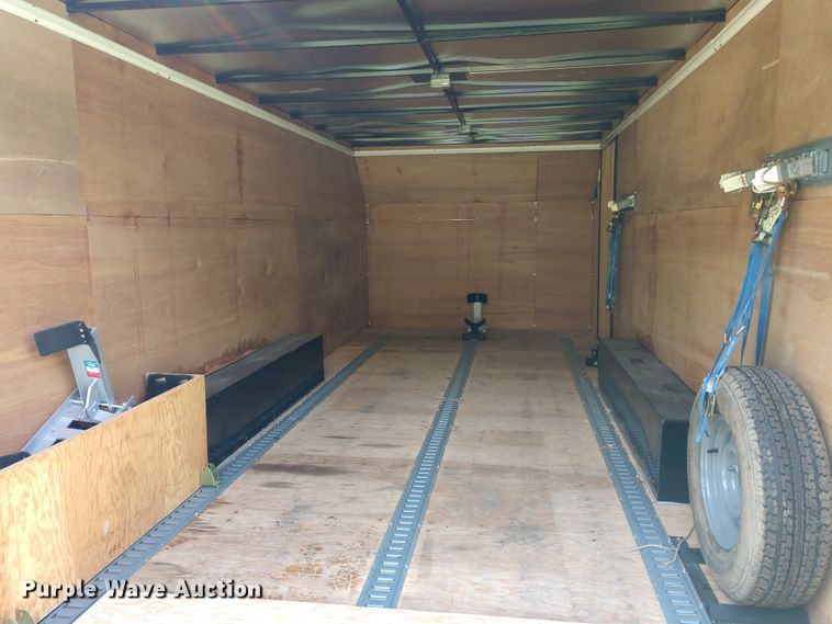 image for item FV9221 2004 shop built enclosed cargo trailer