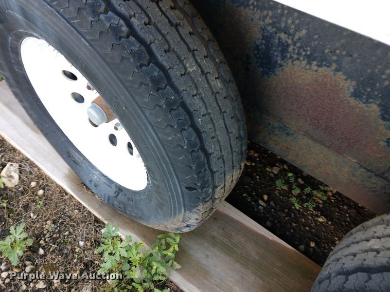 image for item FV9221 2004 shop built enclosed cargo trailer