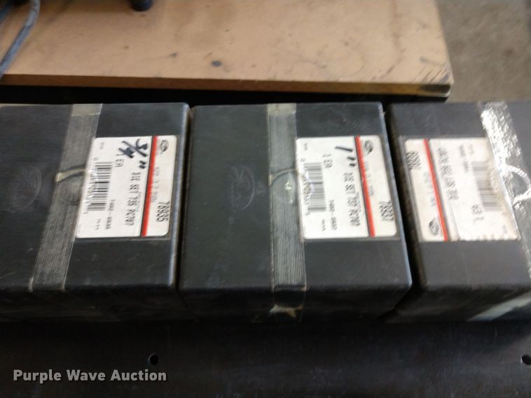 image for item FV9223 Gates PC707 hydraulic hose crimping machine