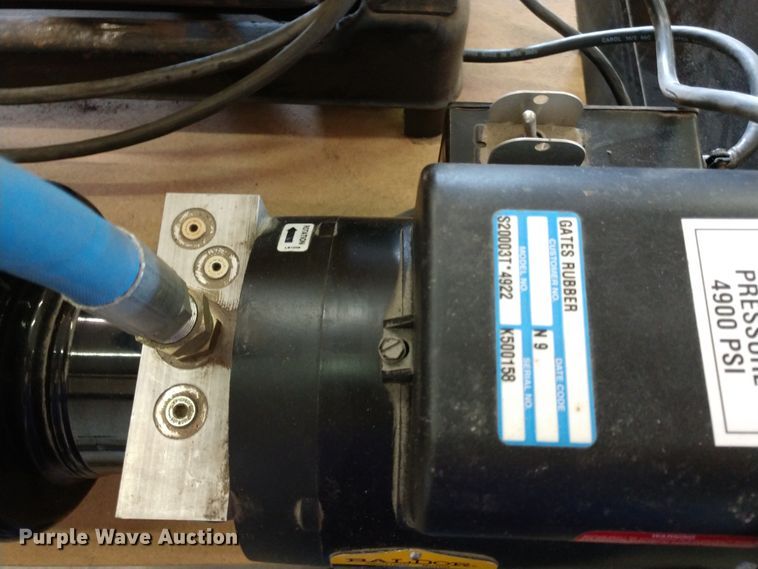 image for item FV9223 Gates PC707 hydraulic hose crimping machine