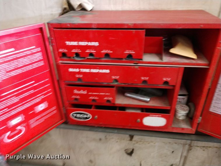 image for item FV9224 Coats 5050A rim clamp tire machine