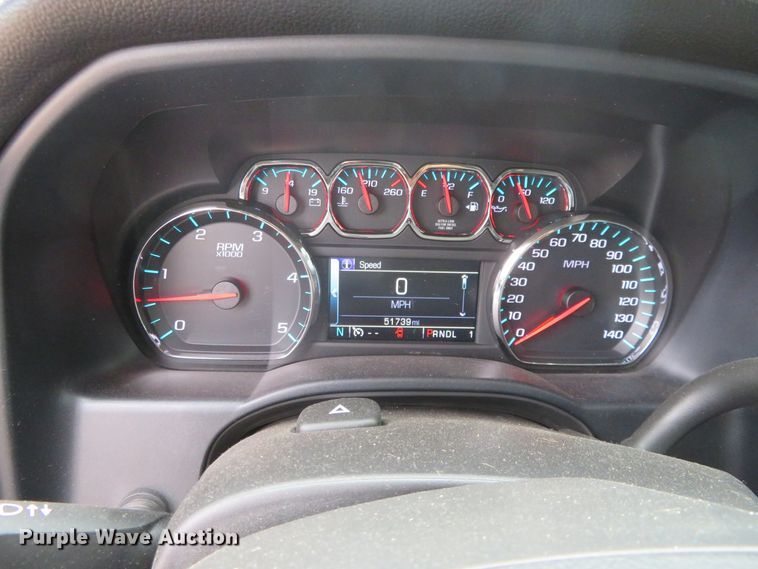 image for item G1937 2017 GMC Sierra 3500HD Crew Cab flatbed pickup truck