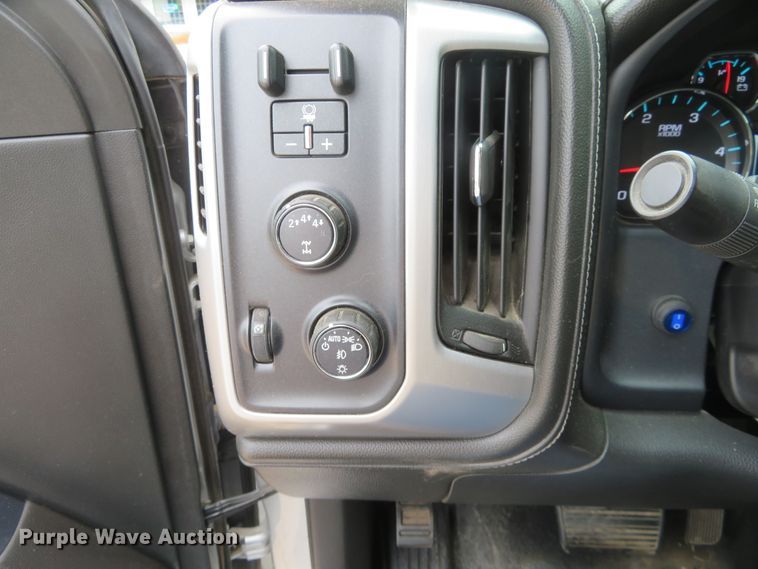 image for item G1937 2017 GMC Sierra 3500HD Crew Cab flatbed pickup truck