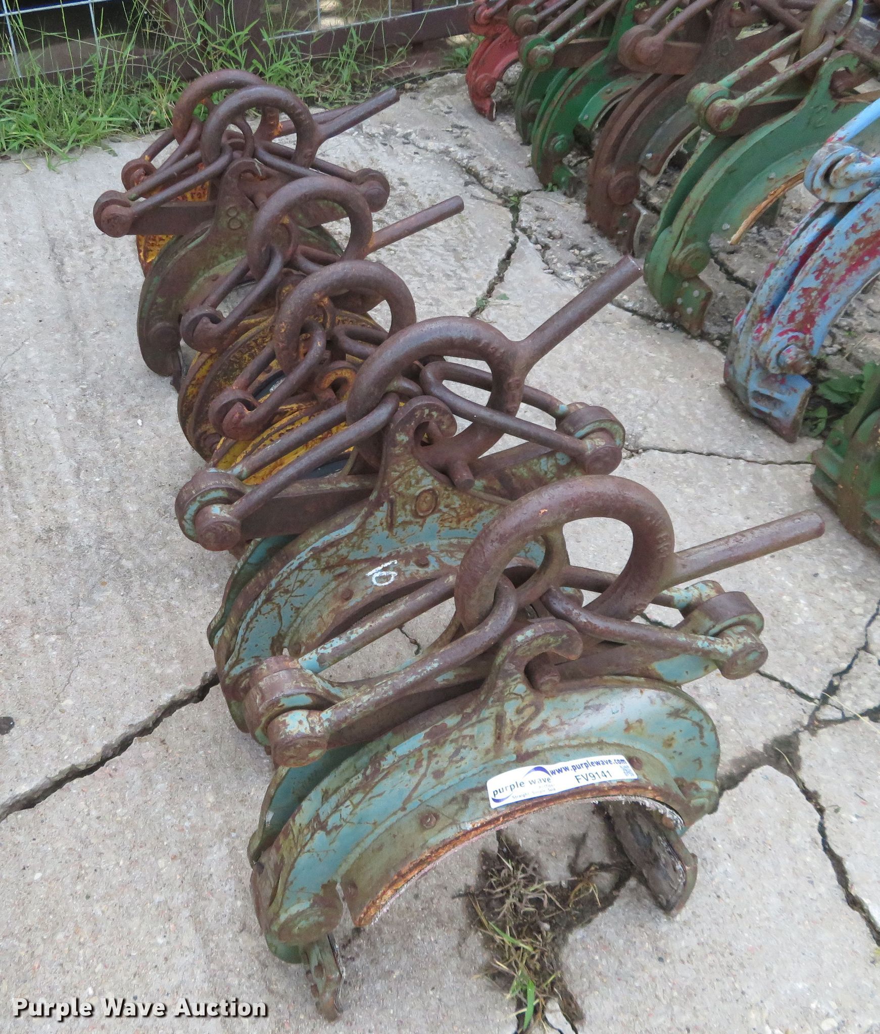 Pipe caliper sets in Towanda, KS | Item FV9141 sold | Purple Wave