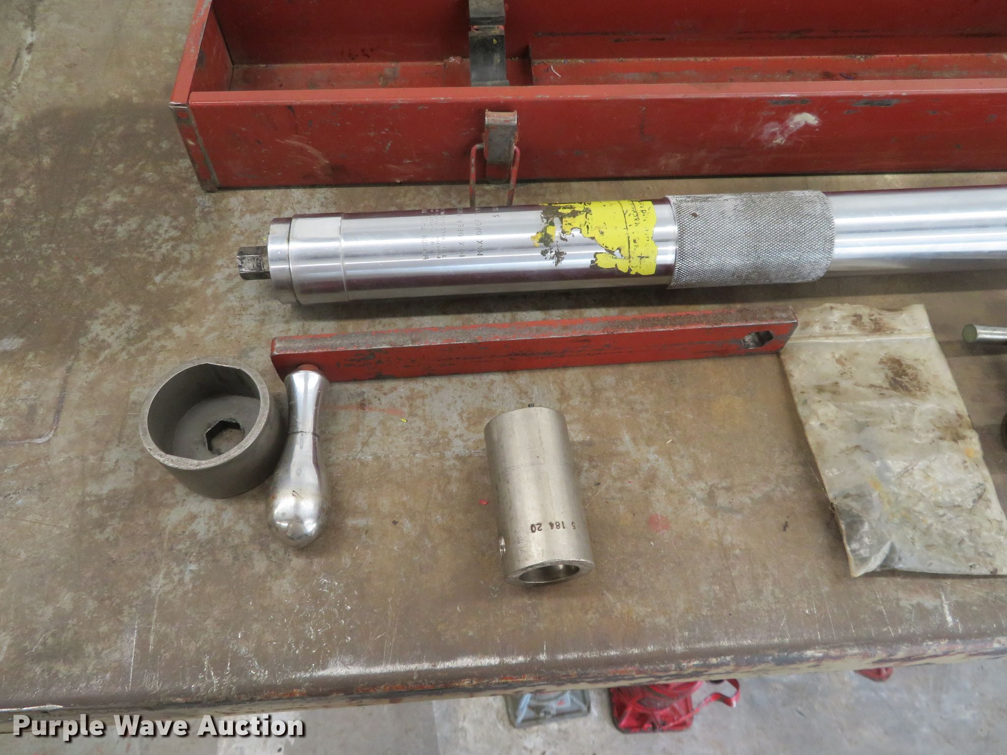 Pipe tapping tool in Towanda, KS Item FV9169 sold Purple Wave