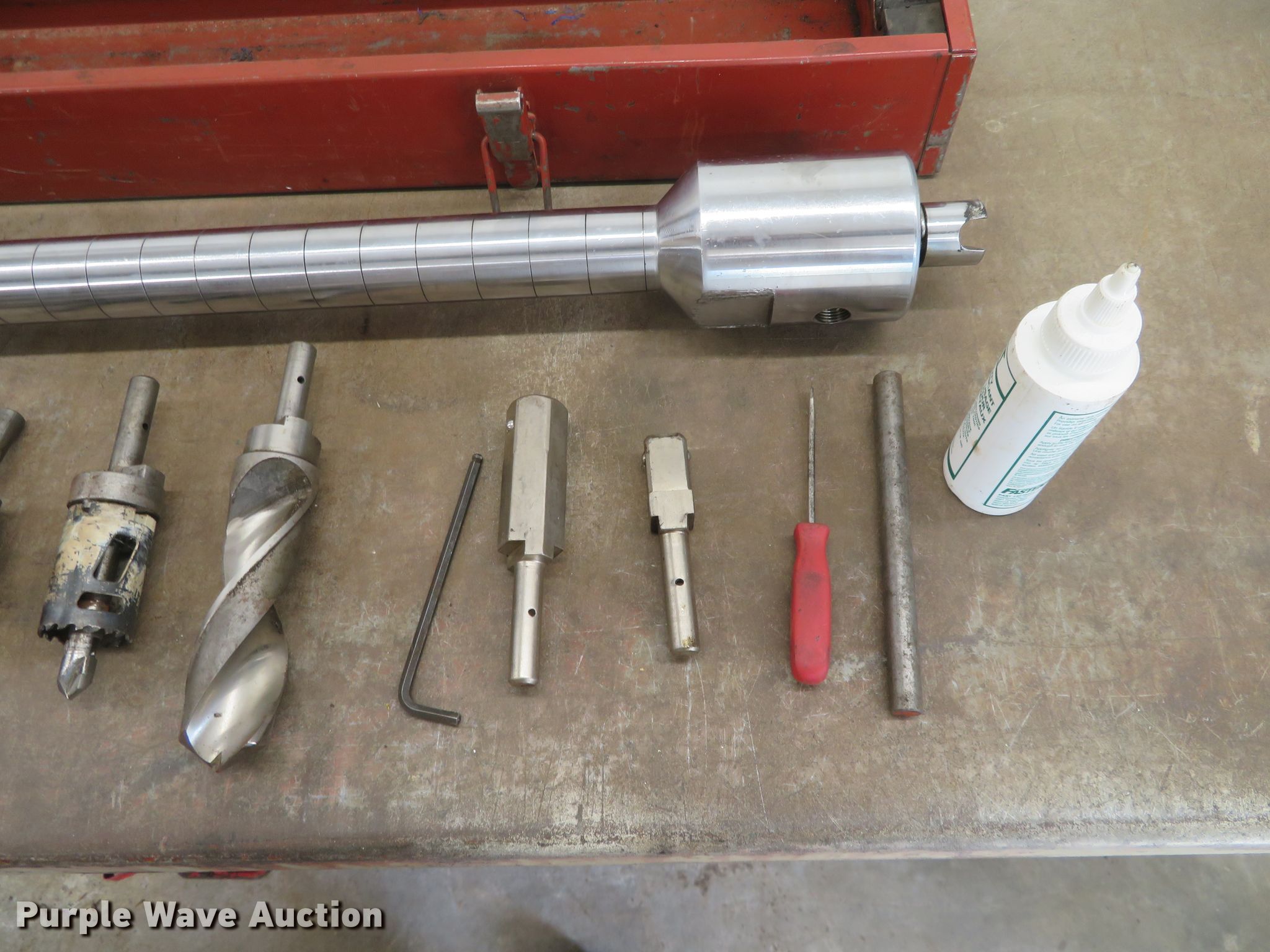 Pipe tapping tool in Towanda, KS Item FV9169 sold Purple Wave