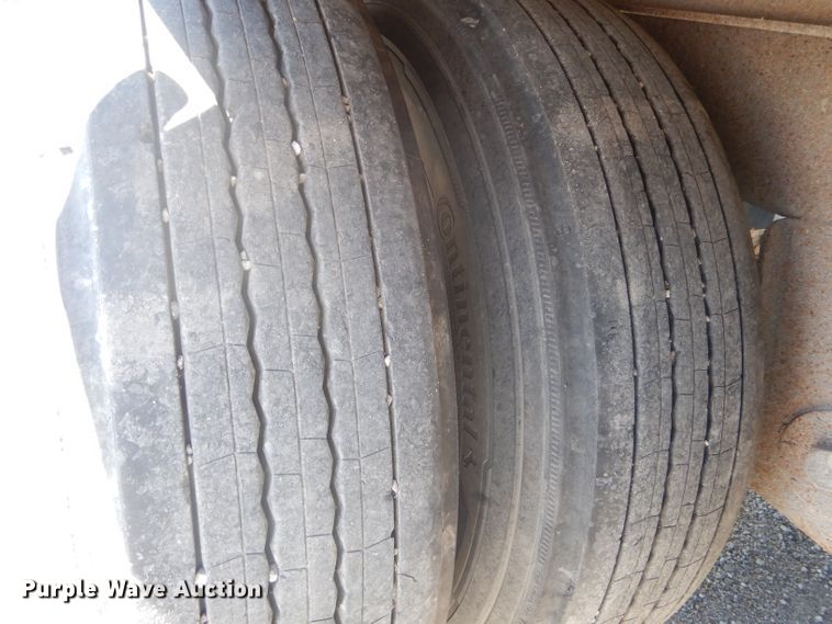 image for item DE8525 1996 Trailmobile 01JA-1RAY dry van trailer