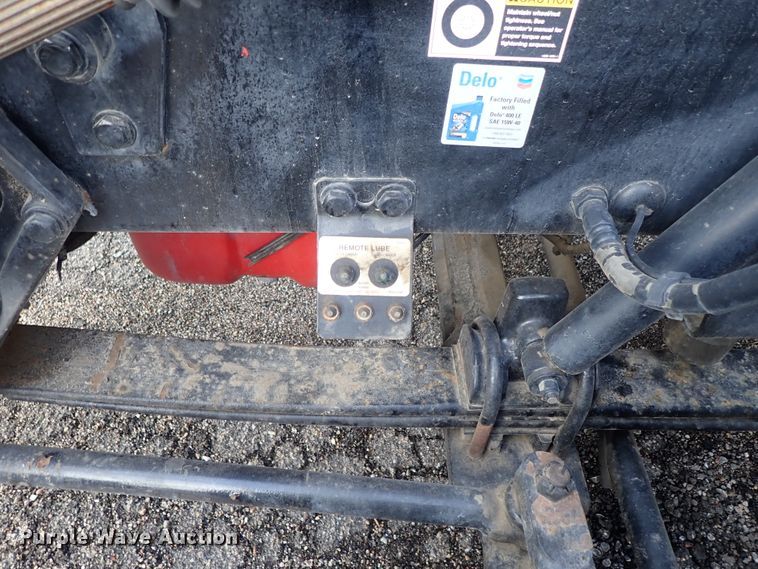 image for item DF1237 2013 Peterbilt 386 semi truck