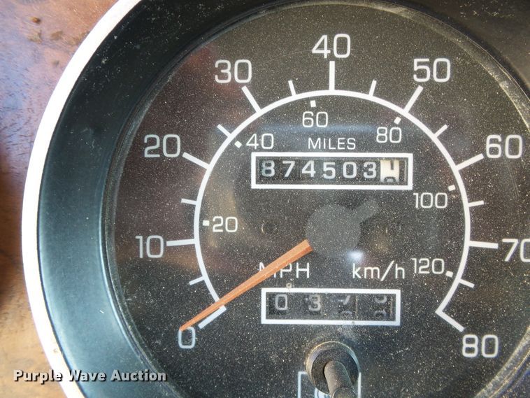 image for item DG0172 1999 Kenworth T800 semi truck