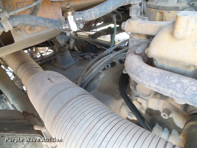 image for item DG0172 1999 Kenworth T800 semi truck