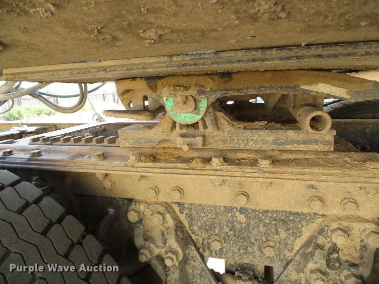 image for item DG0172 1999 Kenworth T800 semi truck