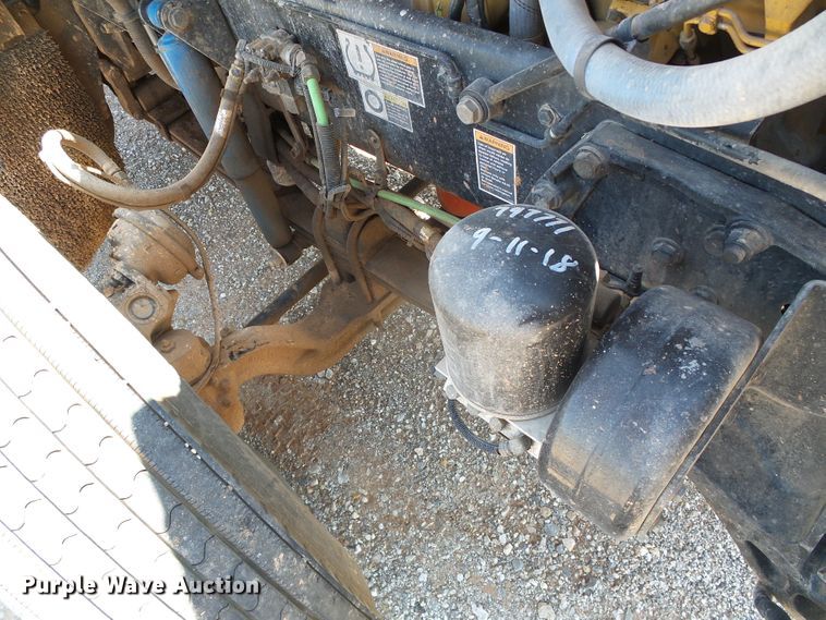 image for item DG0183 2009 Kenworth T800 semi truck