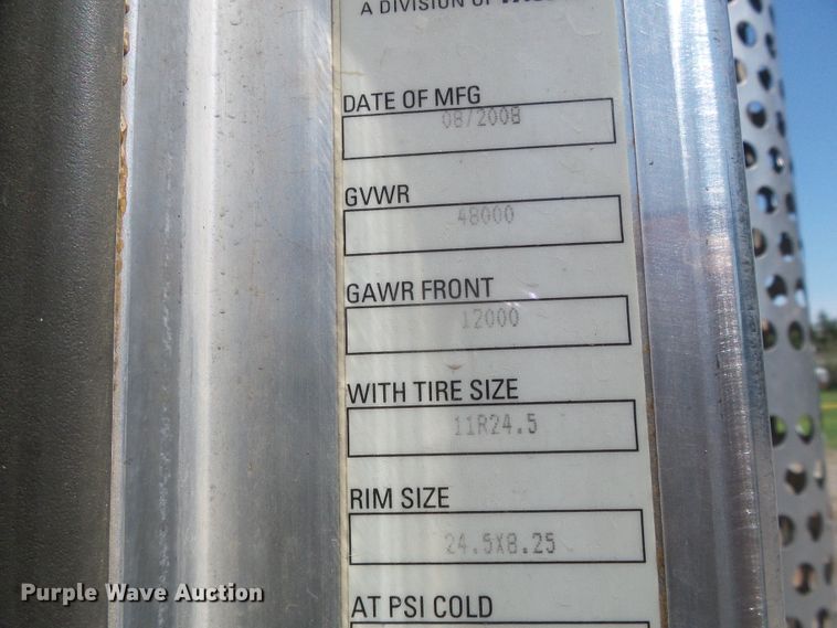 image for item DG0183 2009 Kenworth T800 semi truck