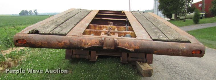 image for item DG1324 1980 Hyster lowboy equipment trailer