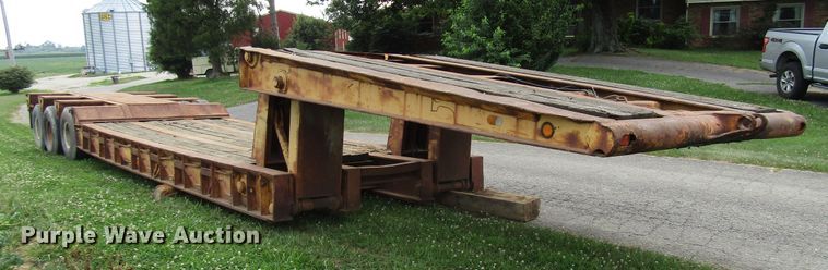 image for item DG1324 1980 Hyster lowboy equipment trailer