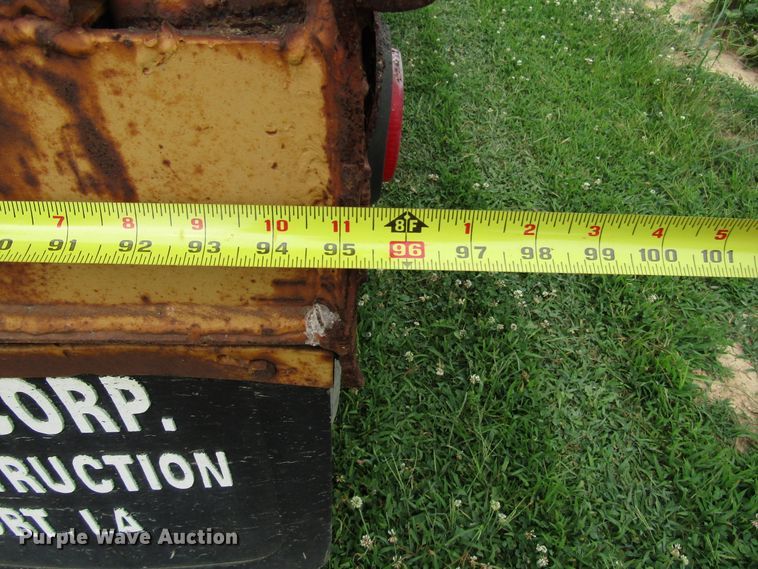 image for item DG1324 1980 Hyster lowboy equipment trailer