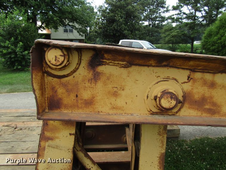 image for item DG1324 1980 Hyster lowboy equipment trailer