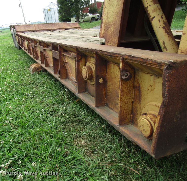 image for item DG1324 1980 Hyster lowboy equipment trailer