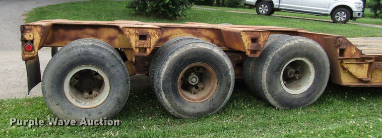 image for item DG1324 1980 Hyster lowboy equipment trailer