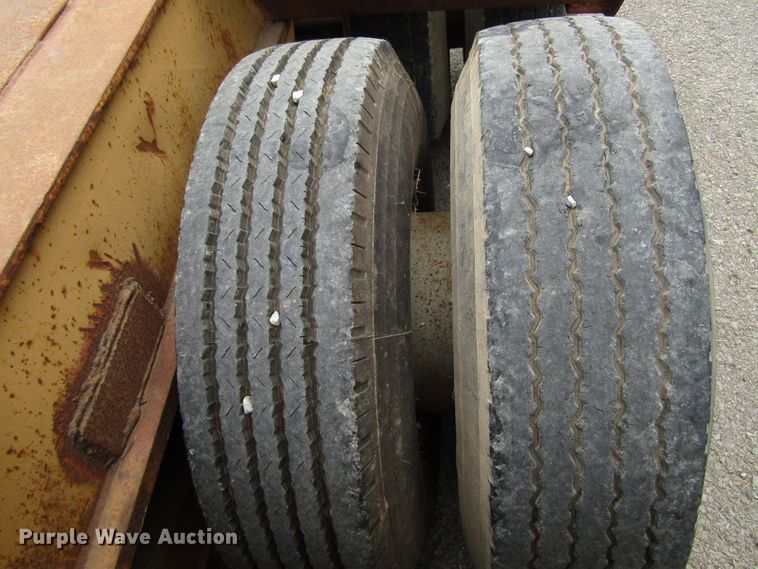 image for item DG1324 1980 Hyster lowboy equipment trailer