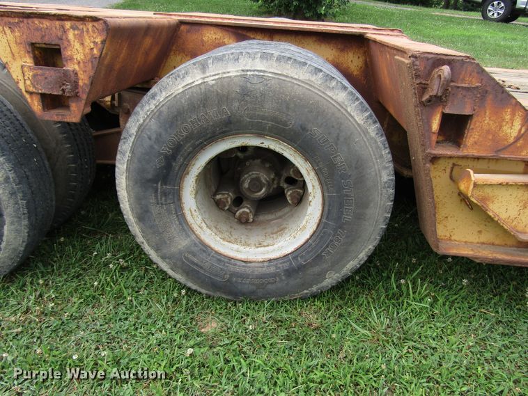 image for item DG1324 1980 Hyster lowboy equipment trailer