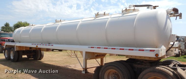 image for item DG4099 2013 Dragon VT124 vacuum tank trailer