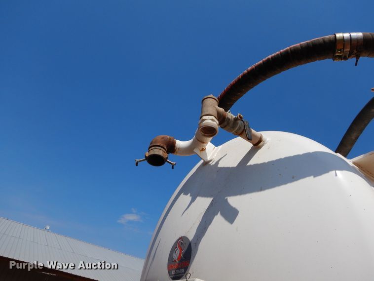 image for item DG4099 2013 Dragon VT124 vacuum tank trailer