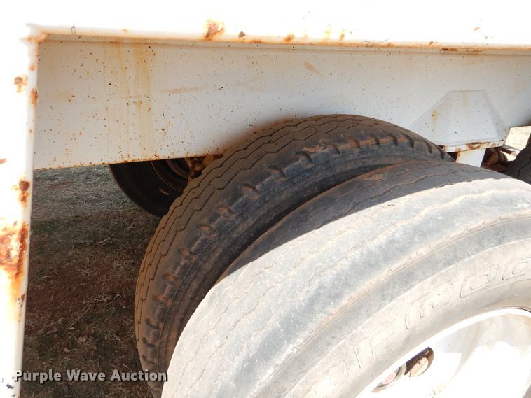 image for item DG4099 2013 Dragon VT124 vacuum tank trailer